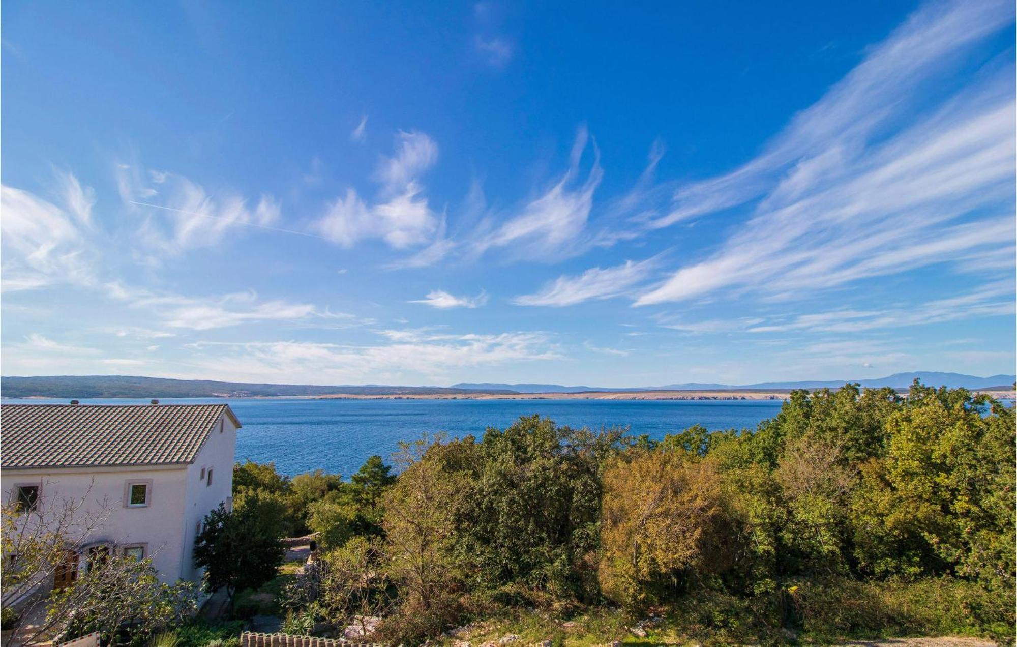Stunning Apartment In Dramalj With House Sea View 외부 사진
